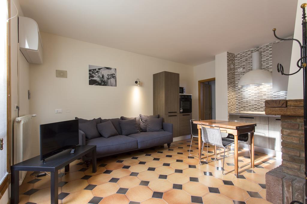 Residenza Ariosto Depandance By Studio Vita Bologna Bilik gambar